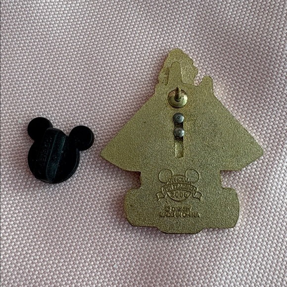 Disney Pin Mickey Mouse & Goofy Space Mountain Slider Pin 2008 - Picture 3 of 16